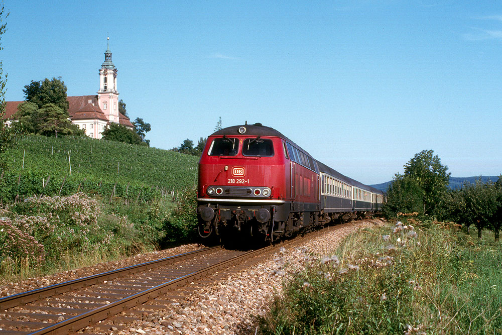 https://www.eisenbahnfotograf.de/datei/August 1986/1120209 DB 218292 Birnau 7.8.86.jpg
